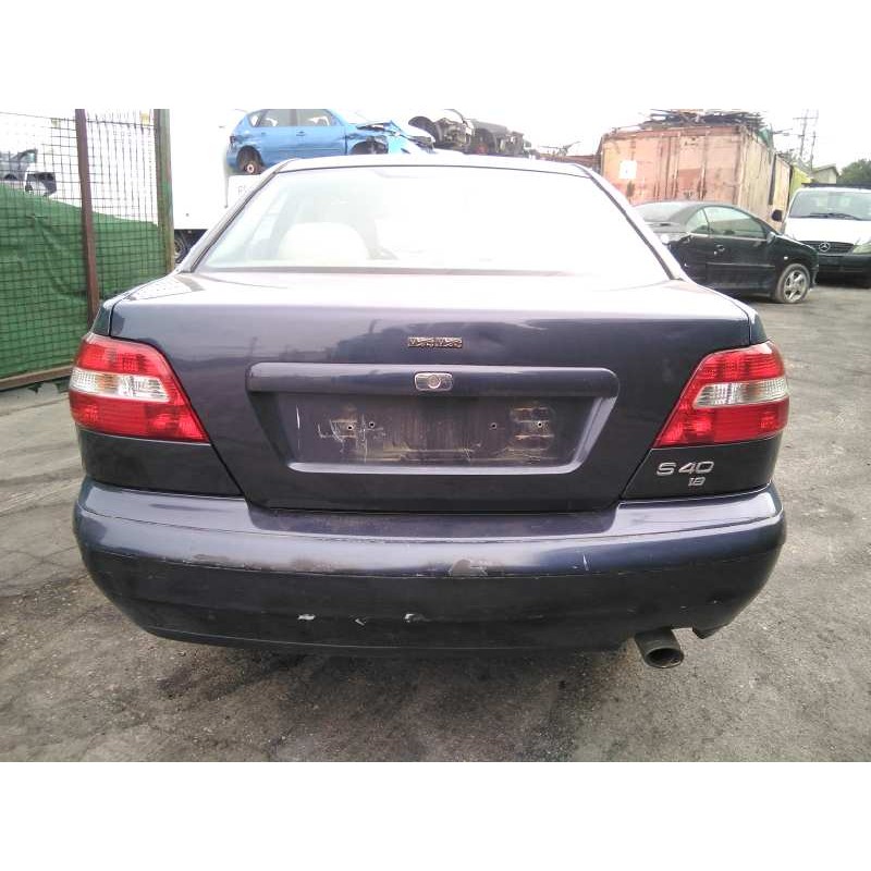 volvo s40 berlina del año 2003