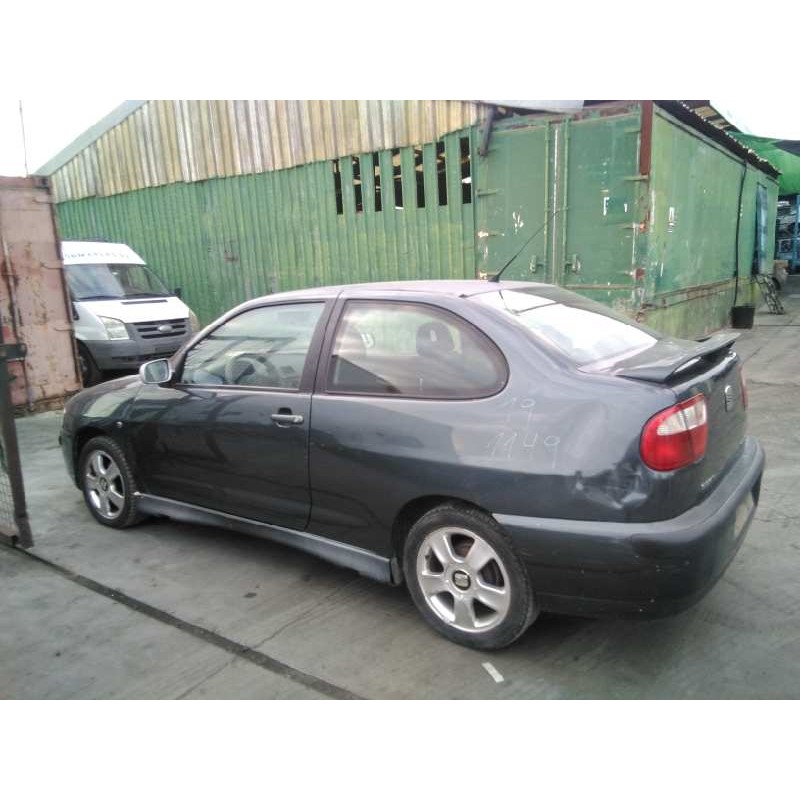 seat cordoba berlina (6k2) del año 2001