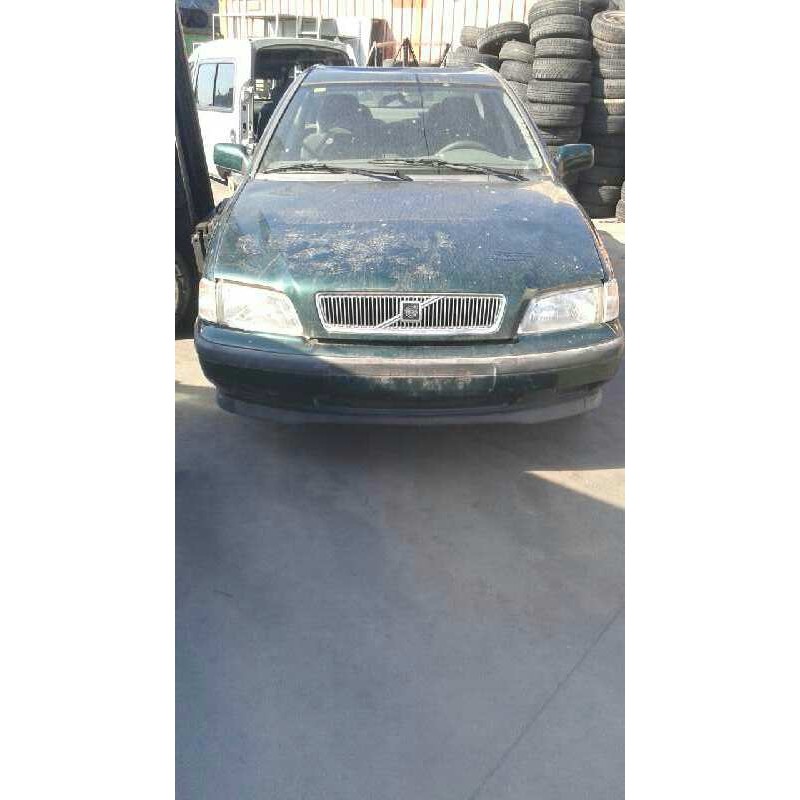 volvo s40 berlina del año 1998