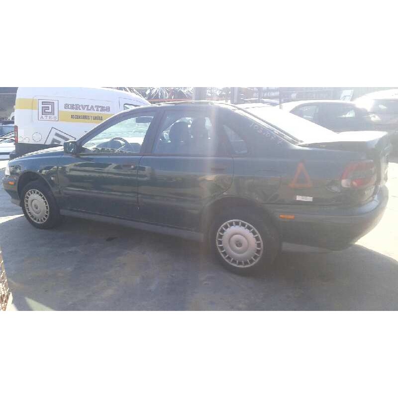 volvo s40 berlina del año 1998