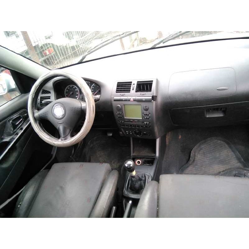 seat cordoba berlina (6k2) del año 2001