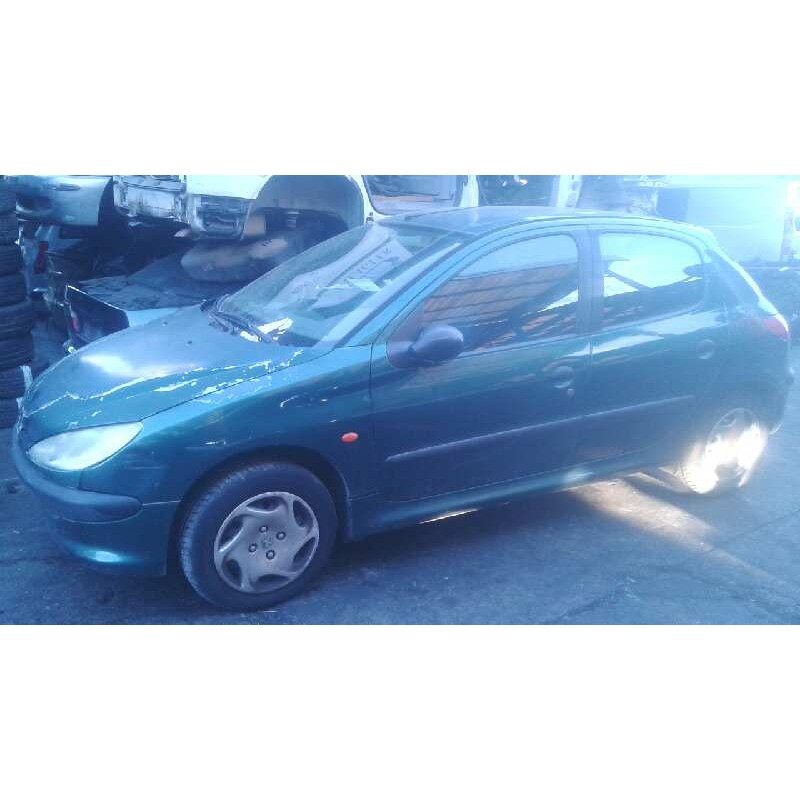 peugeot 206 berlina del año 1999
