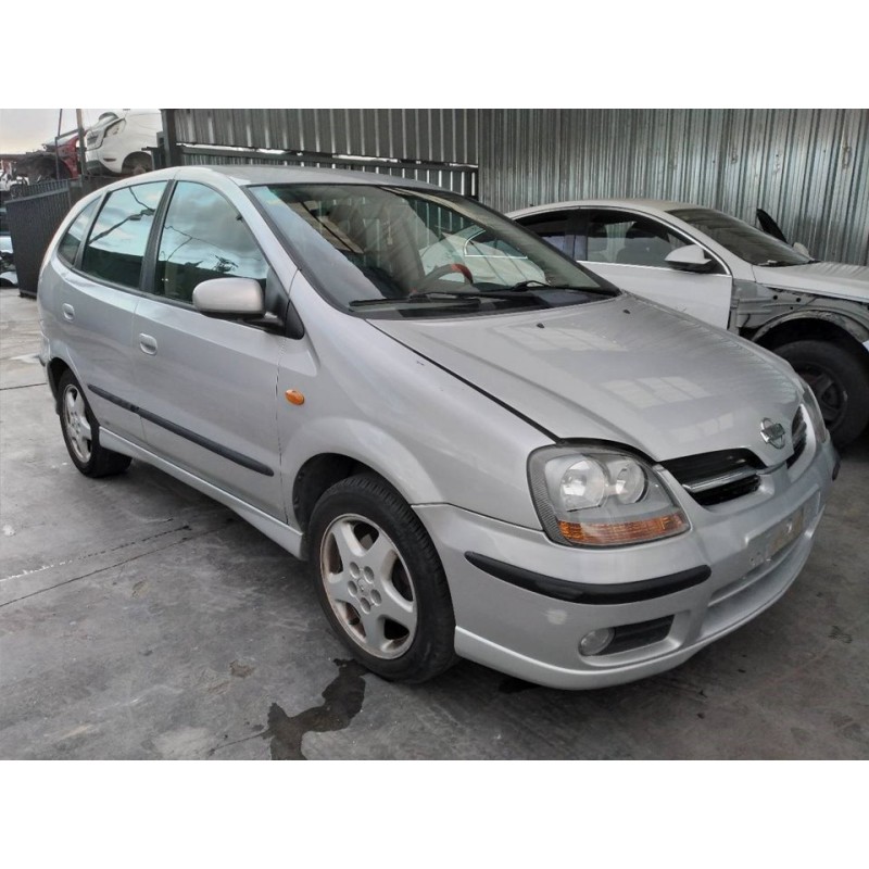 nissan almera tino (v10m) del año 2002