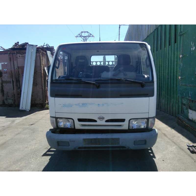 nissan cabstar e del año 2003