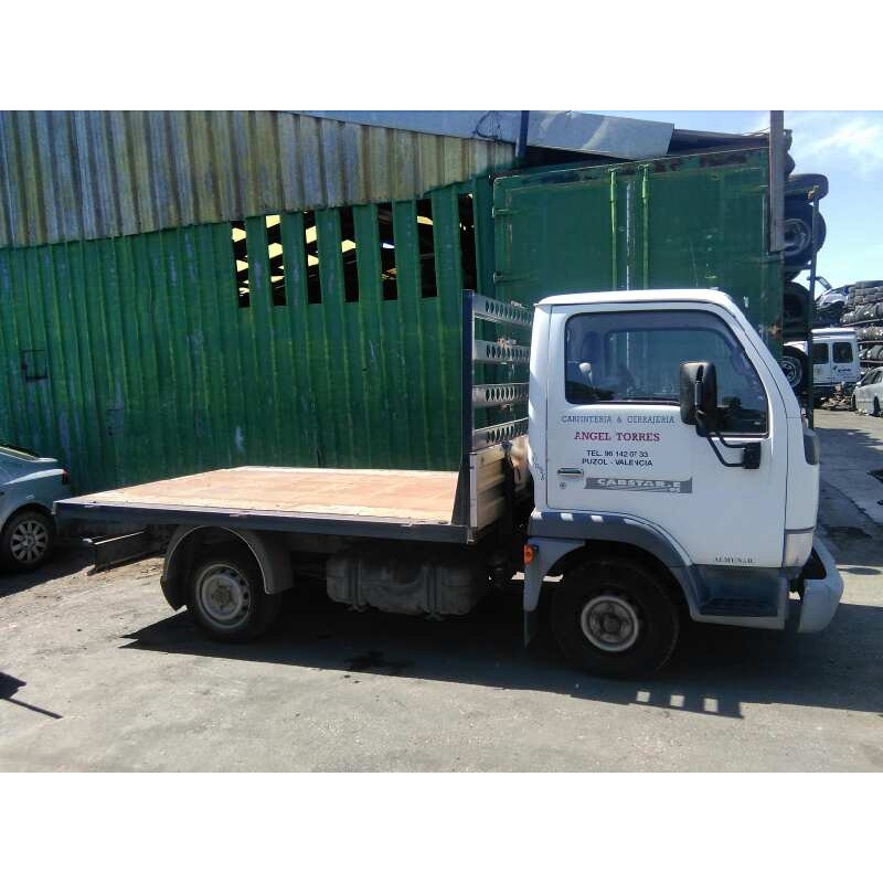 nissan cabstar e del año 2003