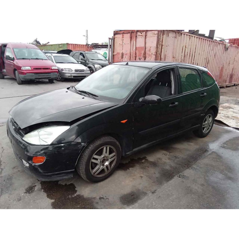 ford focus berlina (cak) del año 2001