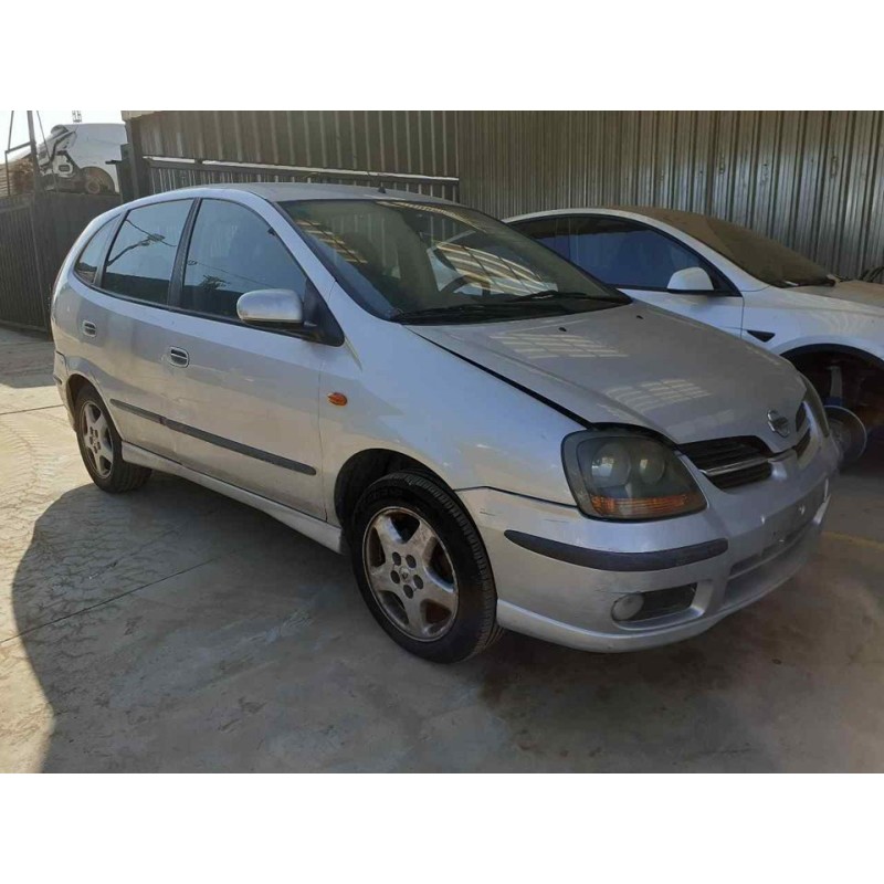 nissan almera tino (v10m) del año 2002