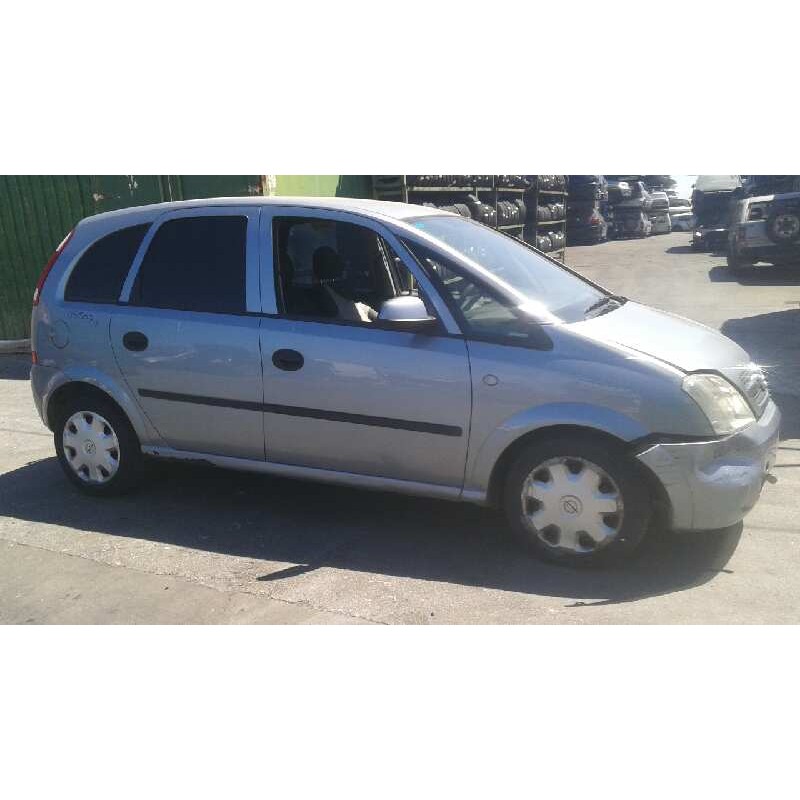 opel meriva del año 2004