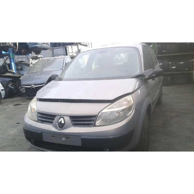 renault scenic ii del año 2004