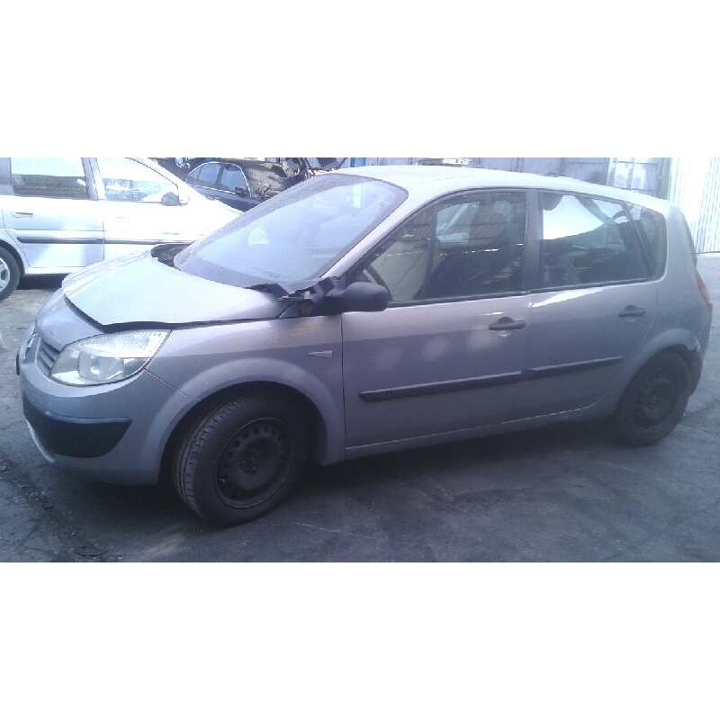renault scenic ii del año 2004