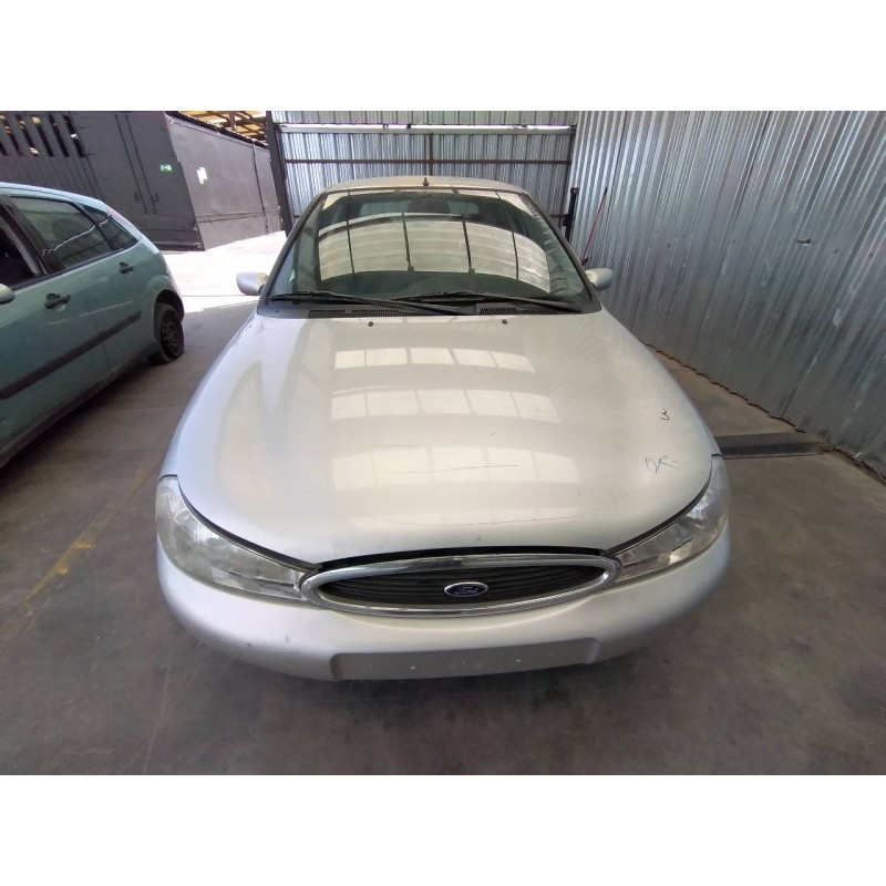 ford mondeo berlina (gd) del año 1999