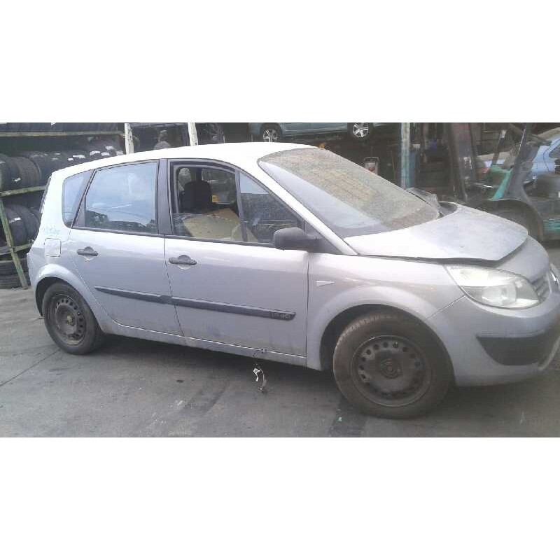 renault scenic ii del año 2004