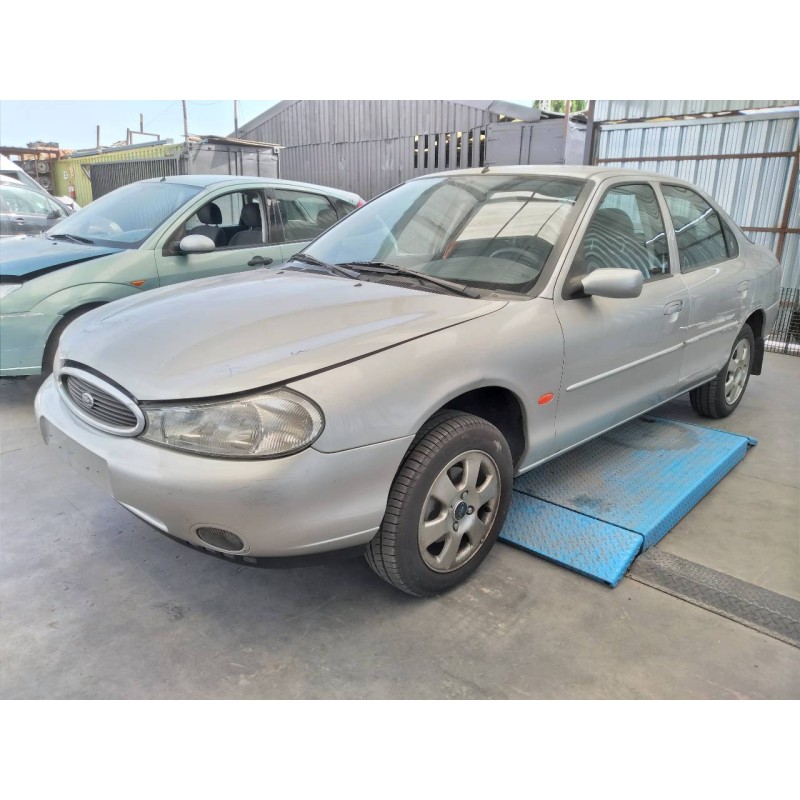 ford mondeo berlina (gd) del año 1999