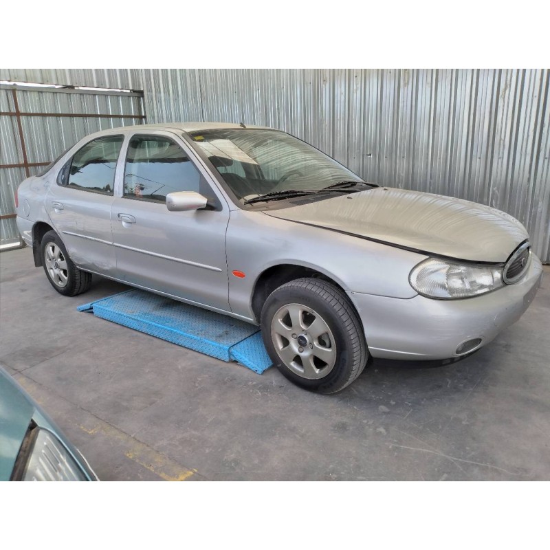 ford mondeo berlina (gd) del año 1999