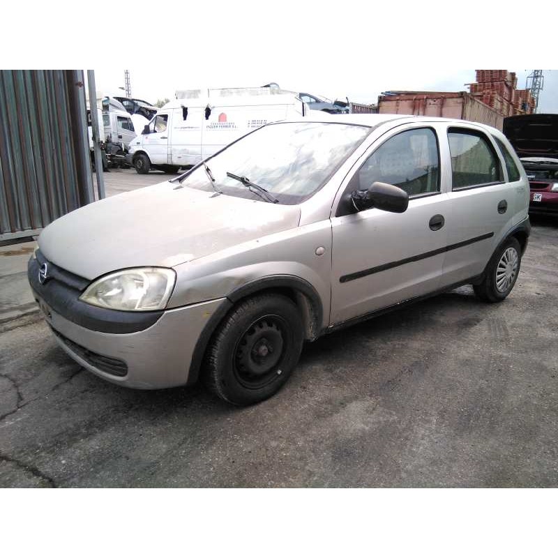 opel corsa c del año 2001