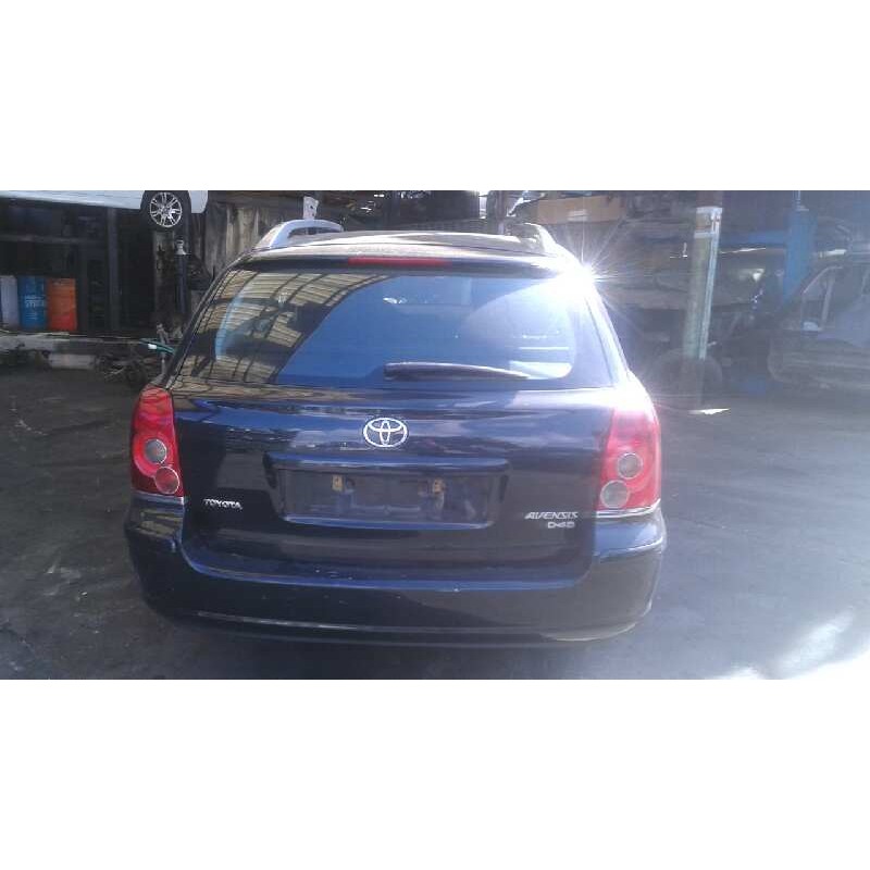 toyota avensis wagon (t25) del año 2006