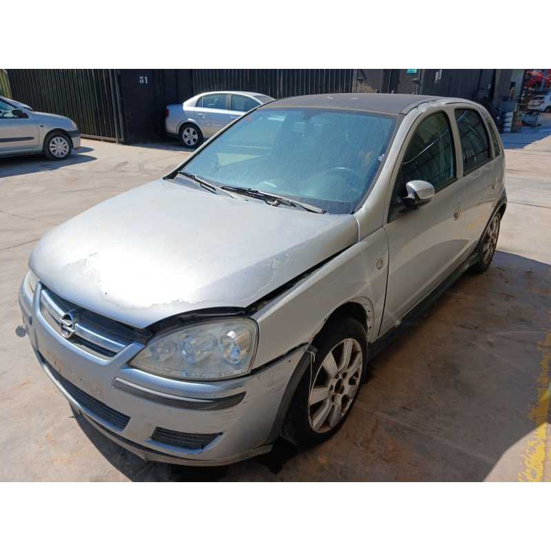 opel corsa c (x01) del año 2005