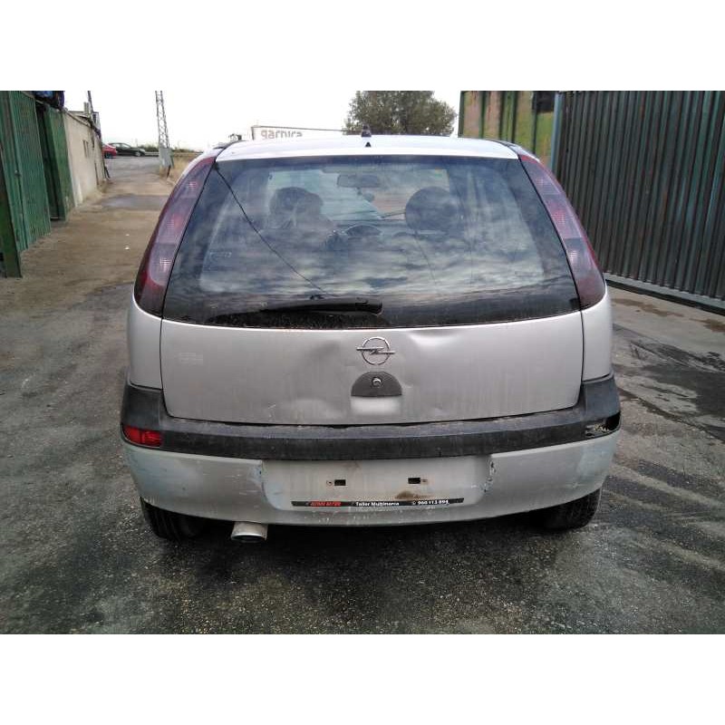 opel corsa c del año 2001