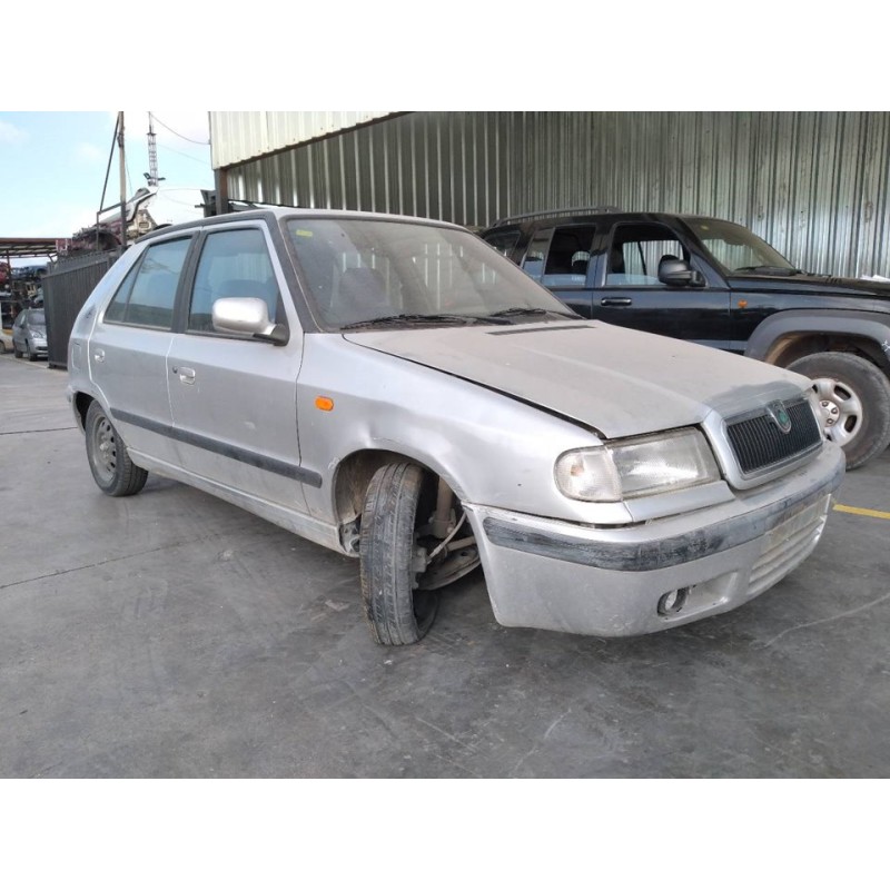 skoda felicia berlina ( 791) del año 1998