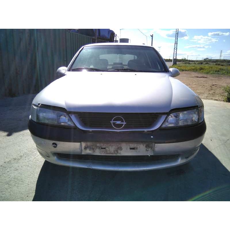 opel vectra b berlina del año 1998