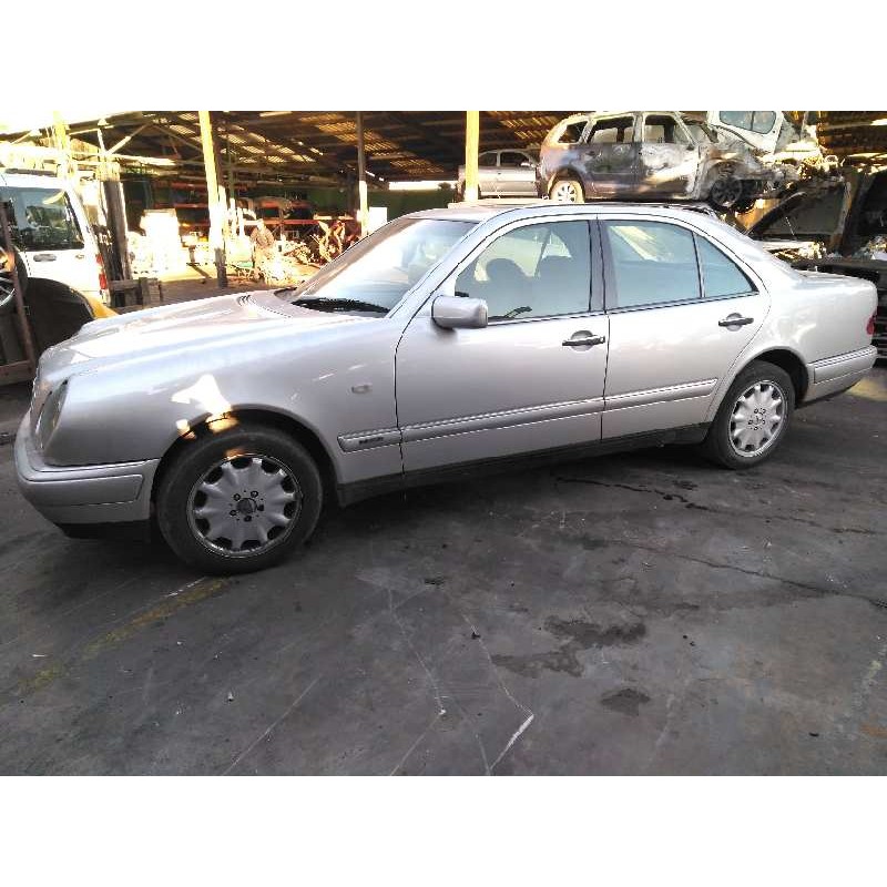 mercedes-benz clase e (w210) berlina diesel del año 1998