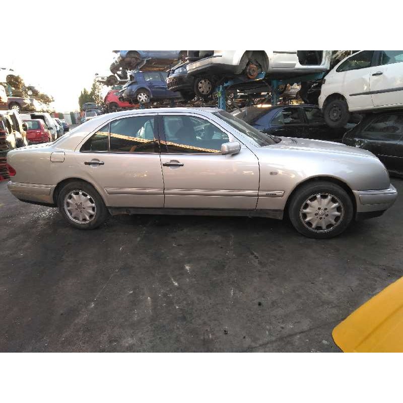 mercedes-benz clase e (w210) berlina diesel del año 1998