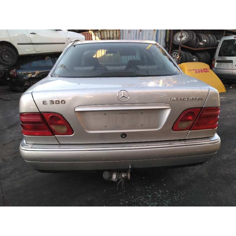 mercedes-benz clase e (w210) berlina diesel del año 1998