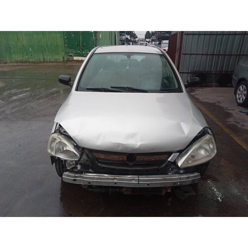 opel corsa c del año 2004