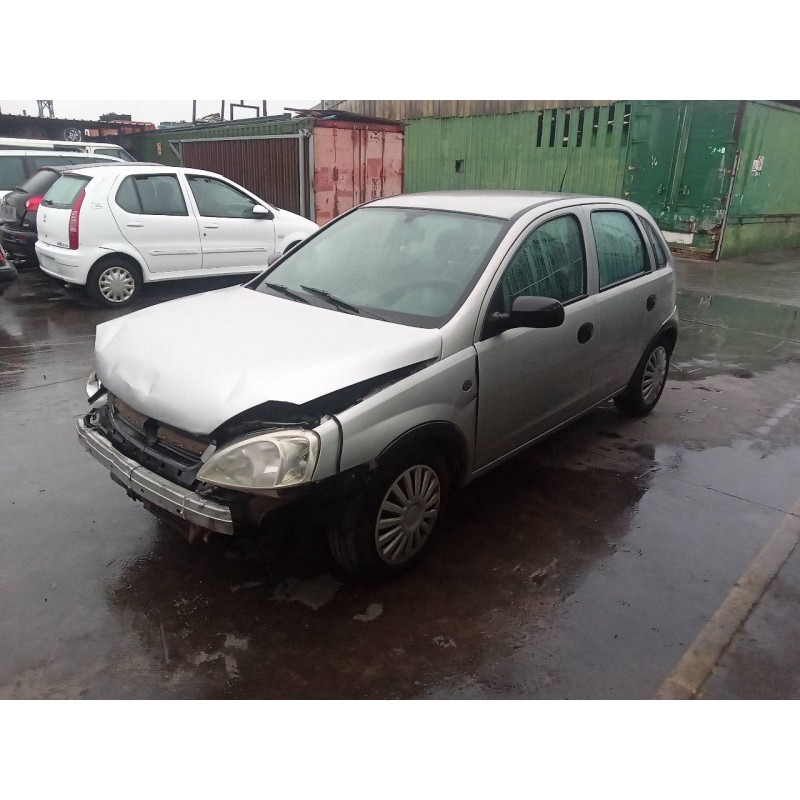 opel corsa c del año 2004