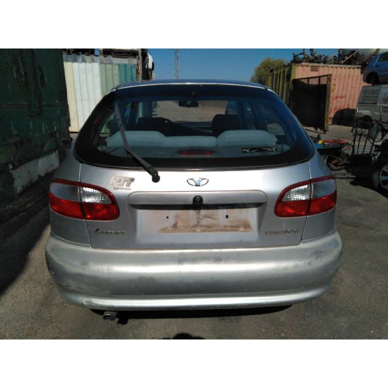 daewoo lanos del año 1999