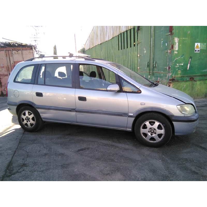 opel zafira a del año 2001