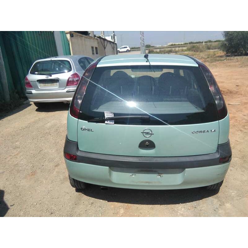 opel corsa c del año 2001