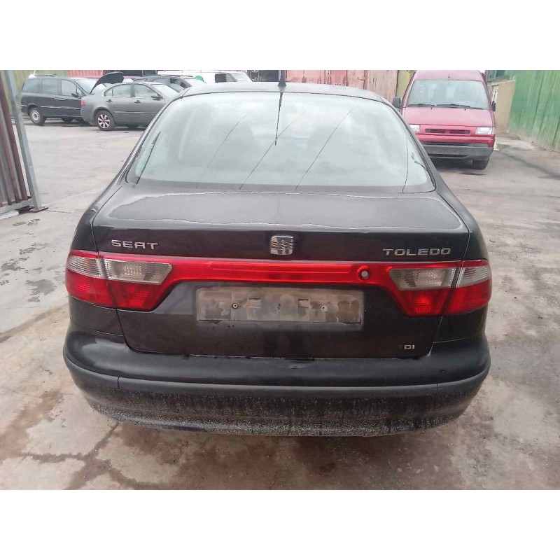 seat toledo (1m2) del año 2003