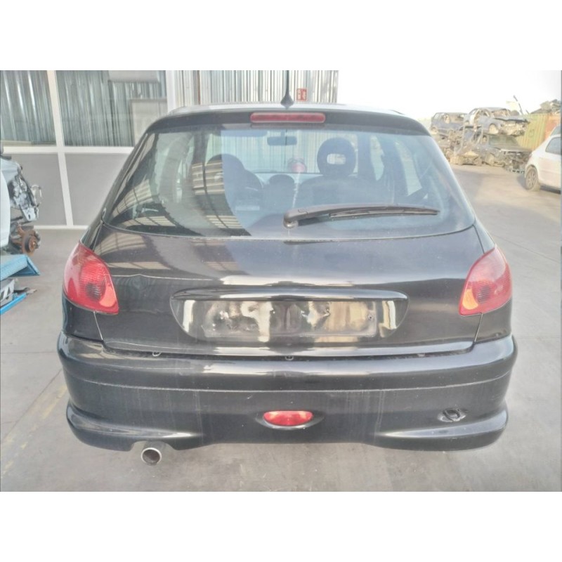 peugeot 206 berlina del año 2006