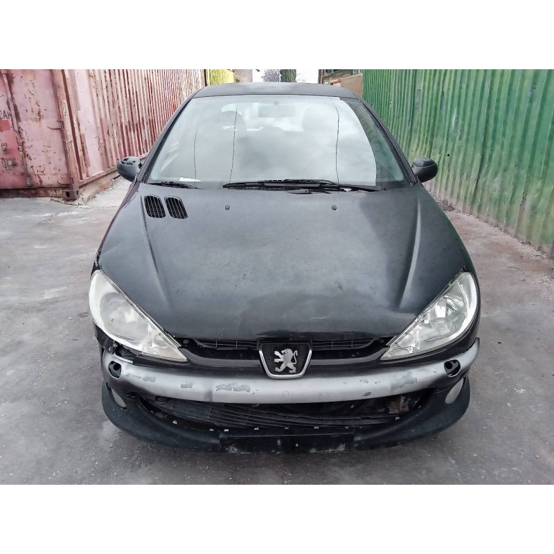peugeot 206 berlina del año 2002