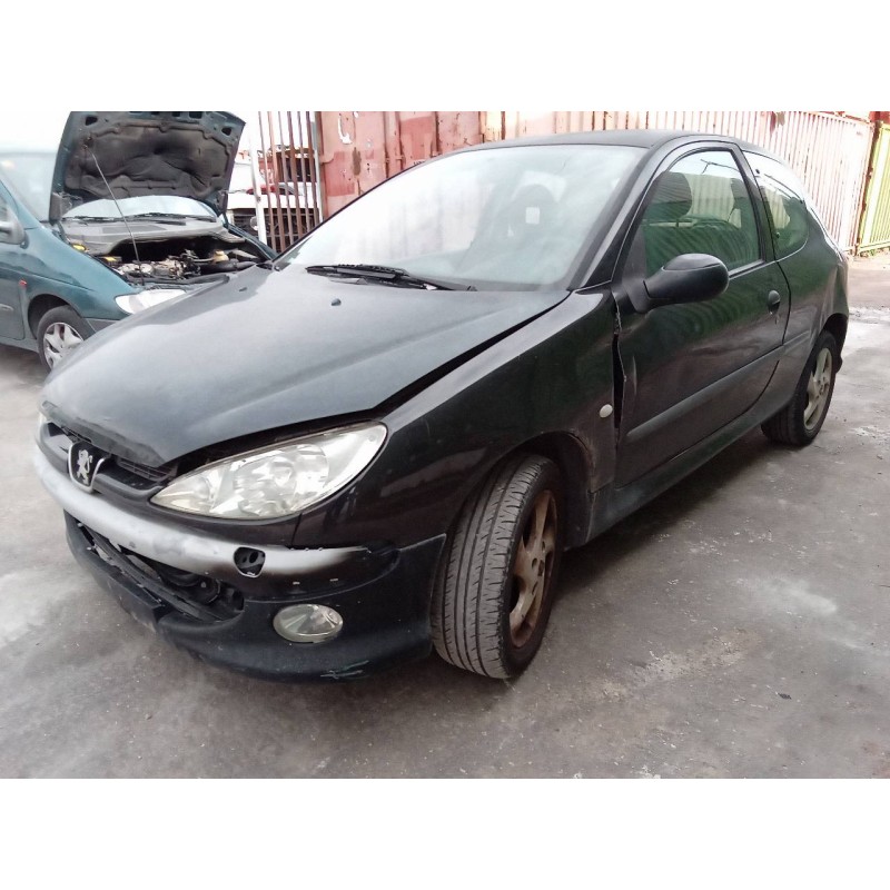 peugeot 206 berlina del año 2002