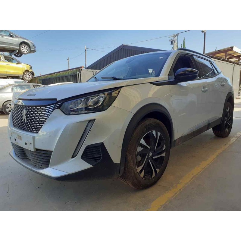 peugeot 2008 (p1) del año 2023