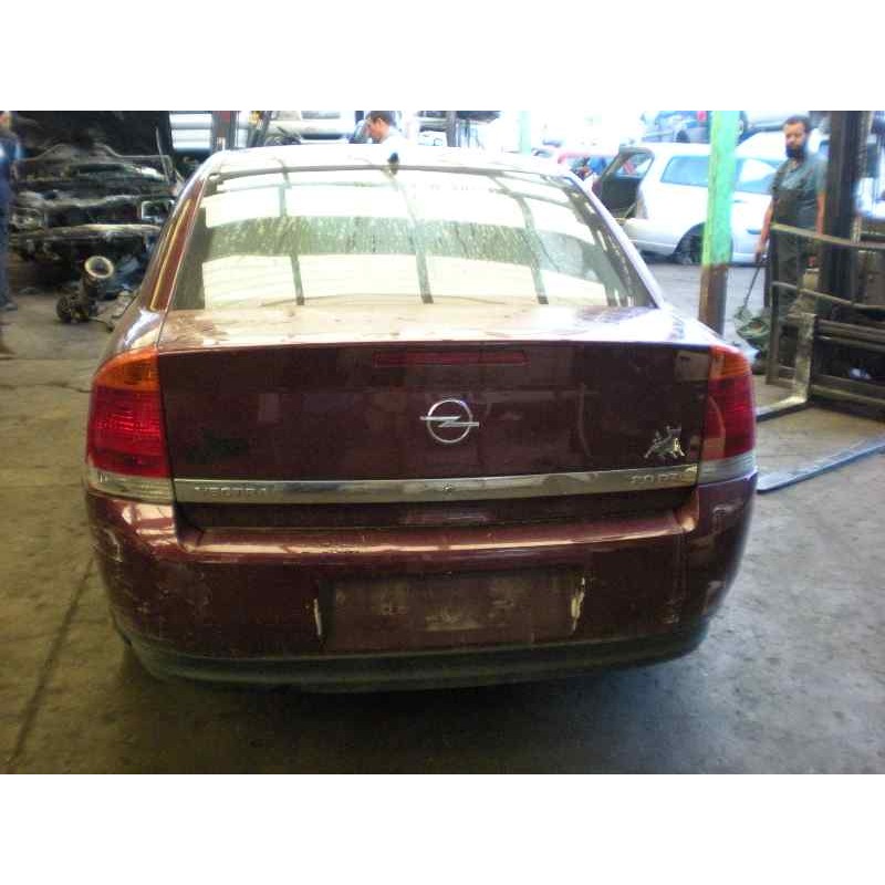 opel vectra c berlina del año 2003