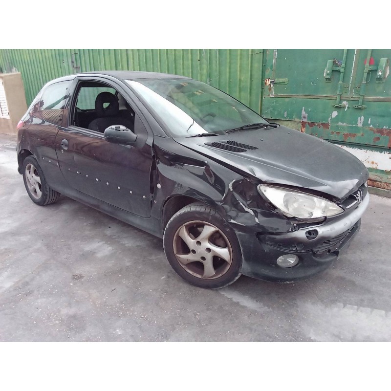 peugeot 206 berlina del año 2002