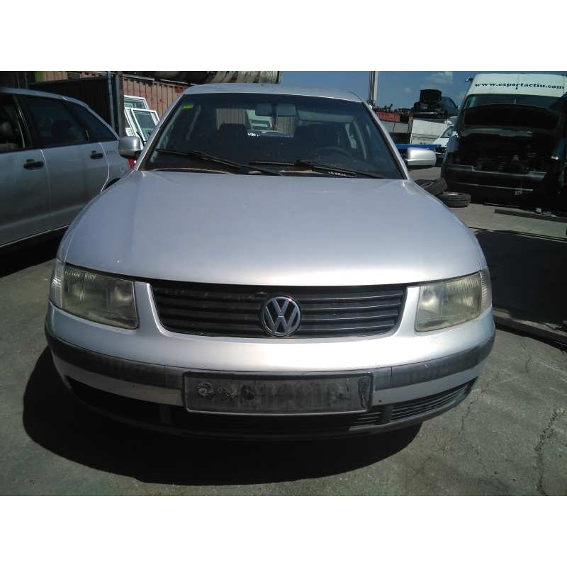 volkswagen passat berlina (3b2) del año 1999