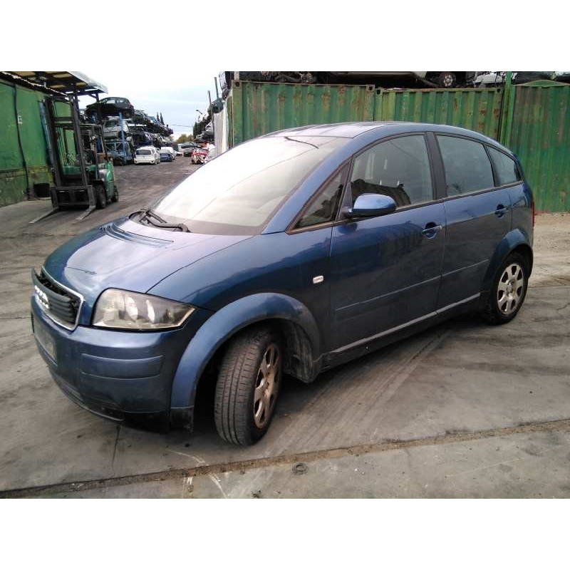 audi a2 (8z) del año 2004