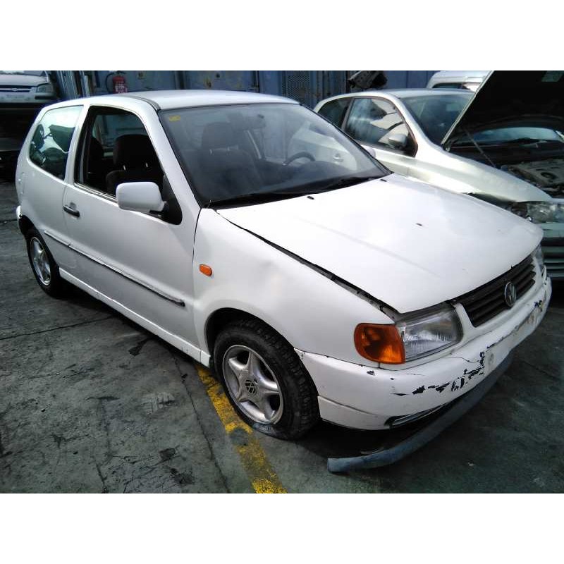 volkswagen polo berlina (6n1) del año 1995