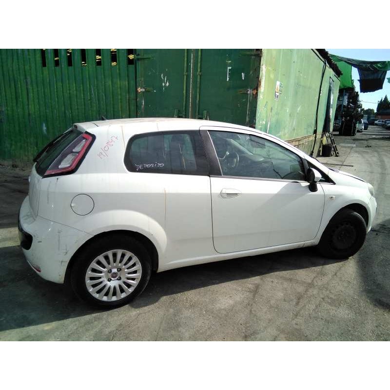 fiat punto (evo) (199) del año 2011