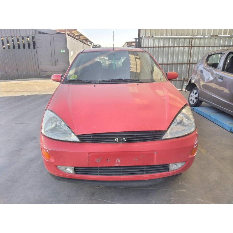 ford focus berlina (cak) del año 2001