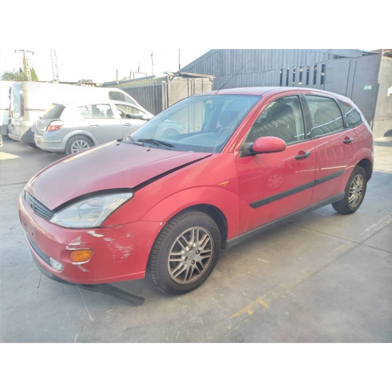 ford focus berlina (cak) del año 2001