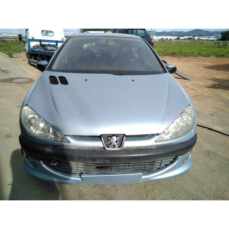 peugeot 206 berlina del año 2002
