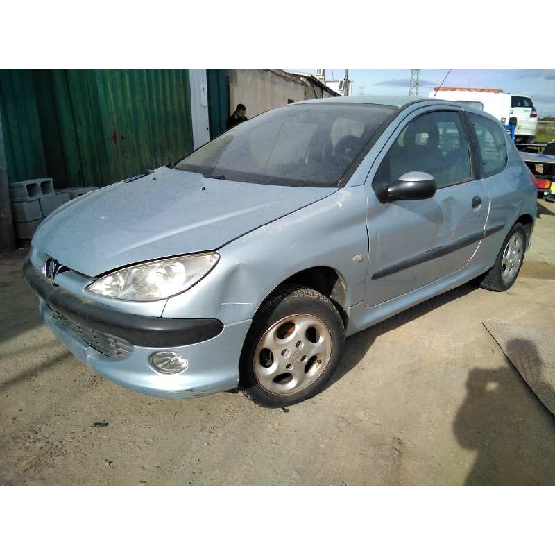 peugeot 206 berlina del año 2002