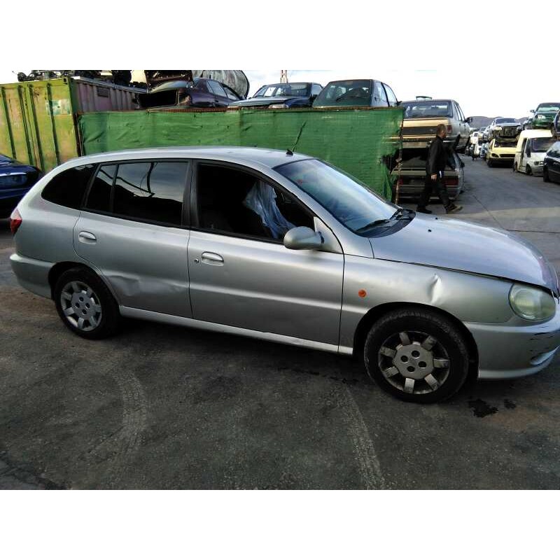 kia rio del año 2002