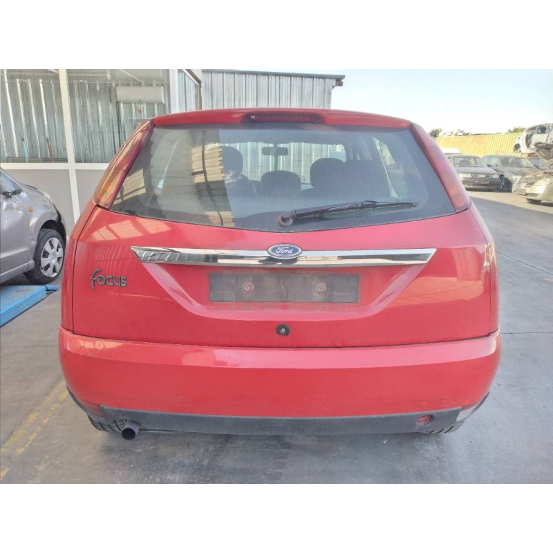 ford focus berlina (cak) del año 2001