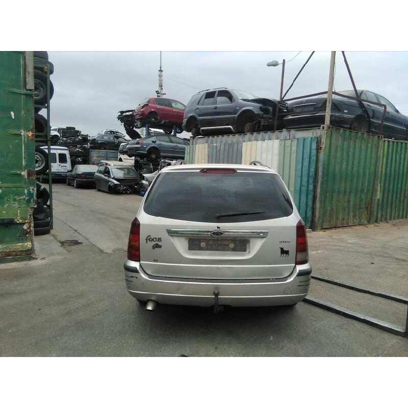 ford focus turnier (cak) del año 2001